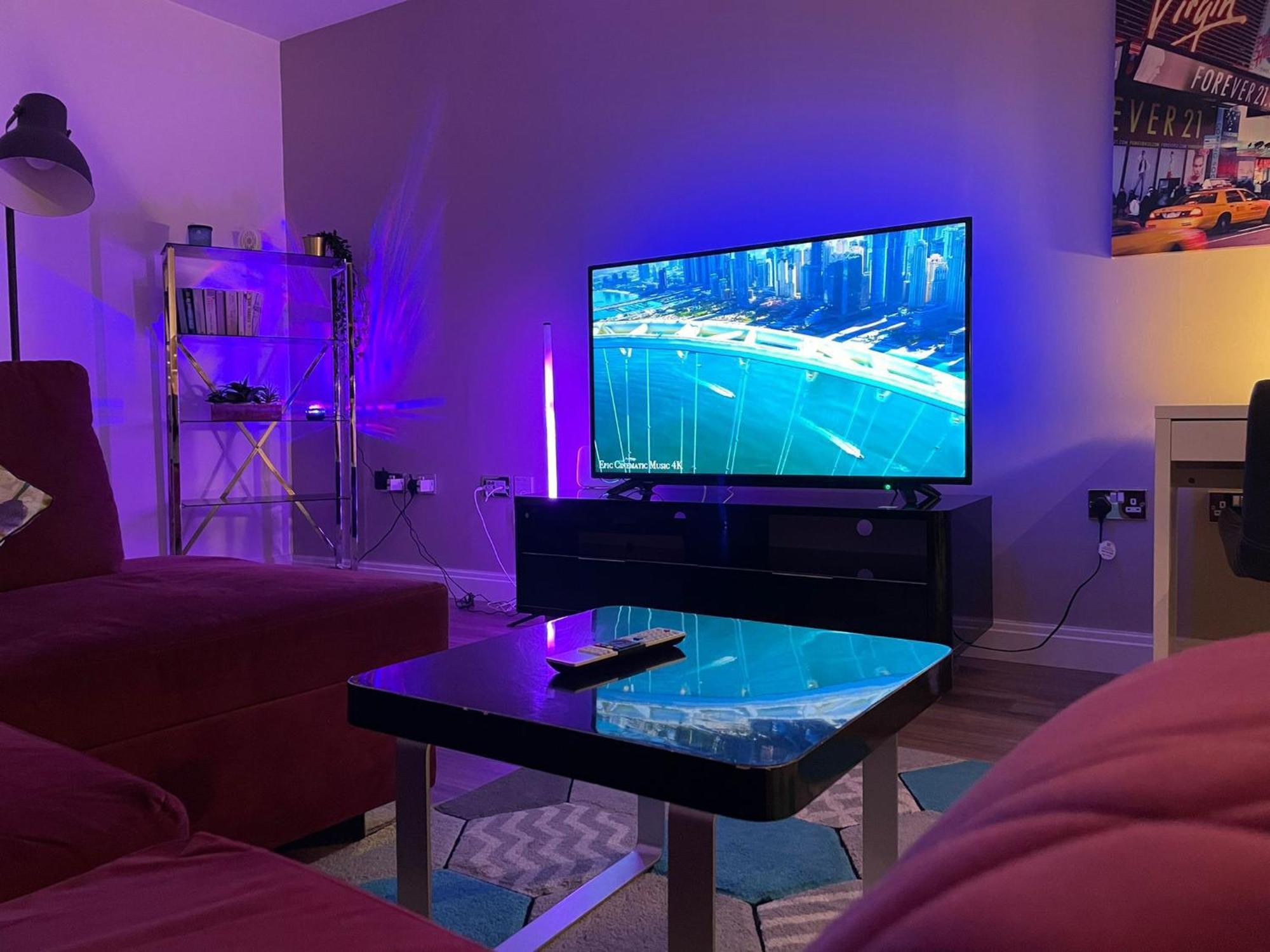 24-7 Secured City Centre Apartments With Free Underground Parking And Wifi 伯明翰 外观 照片