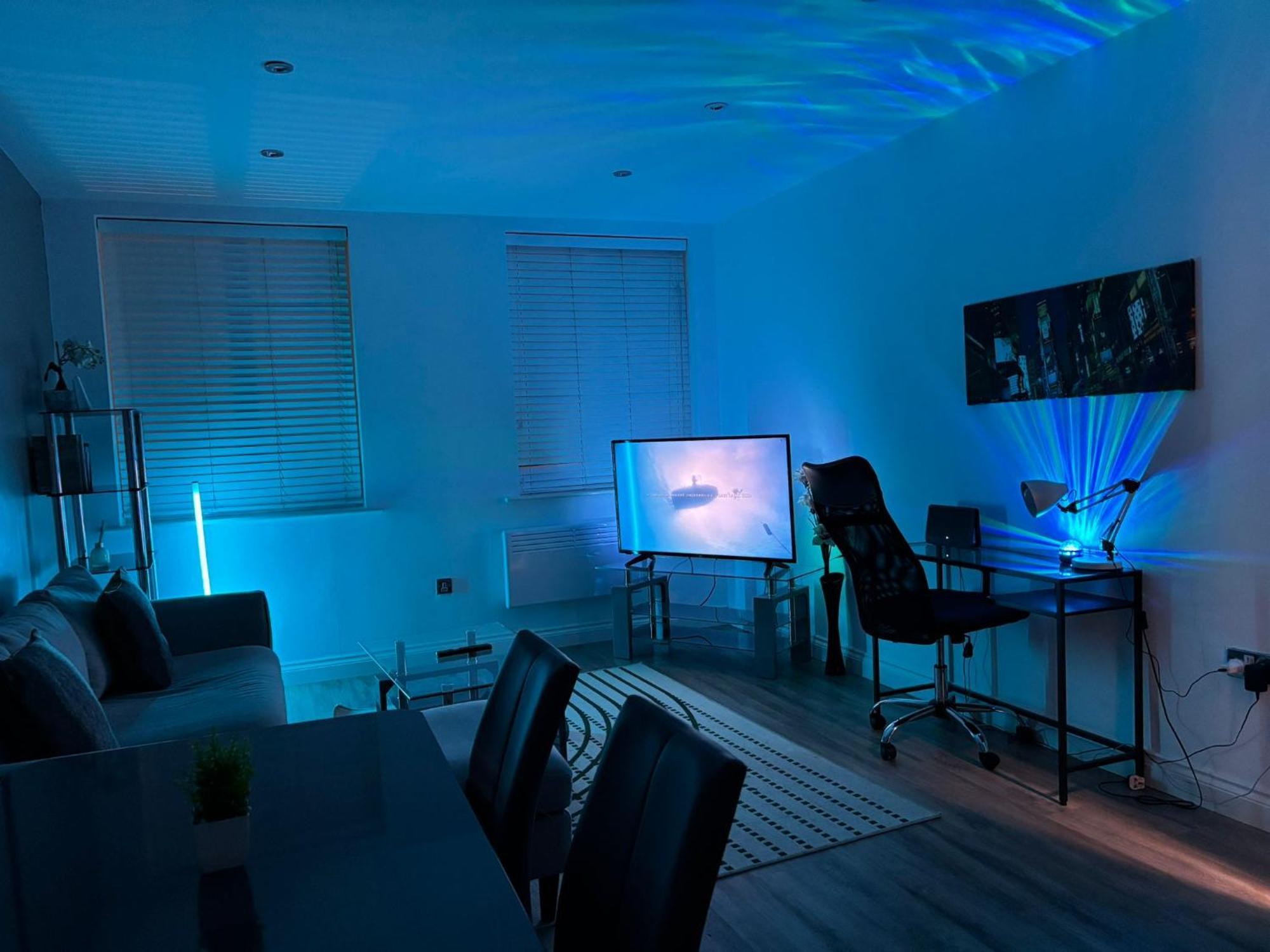24-7 Secured City Centre Apartments With Free Underground Parking And Wifi 伯明翰 外观 照片