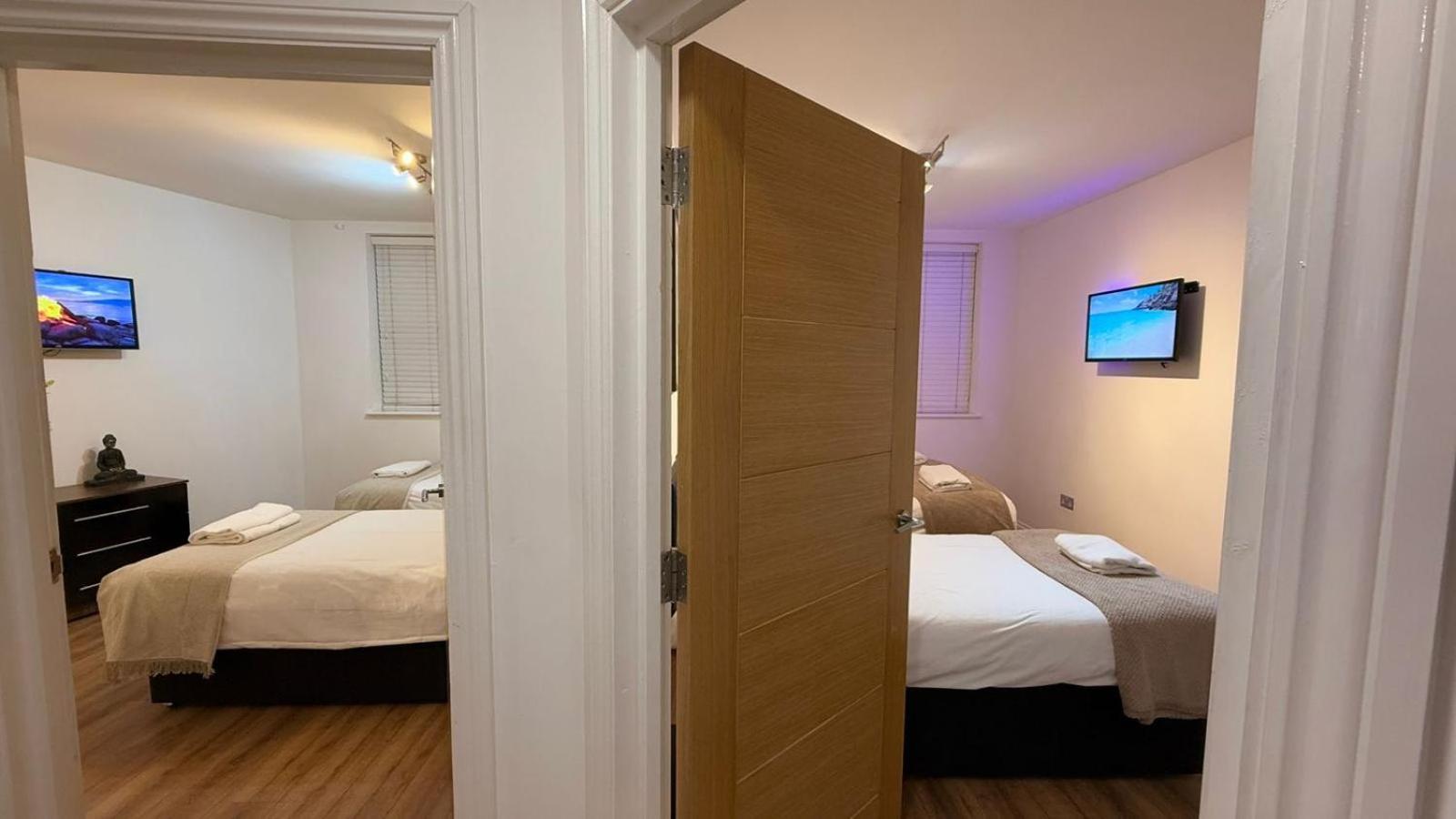 24-7 Secured City Centre Apartments With Free Underground Parking And Wifi 伯明翰 外观 照片